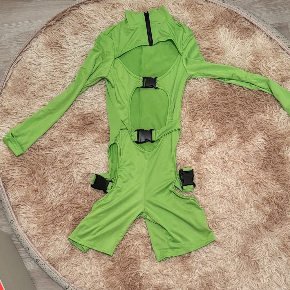 Concert-ware Green Long-Sleeve Jumpsuit with Buckle Accents